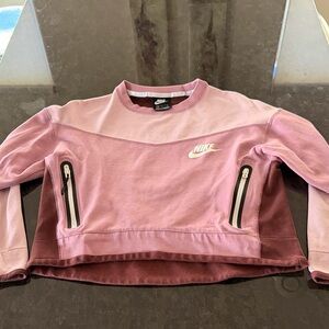 Nike sweatshirt with zipper accents
